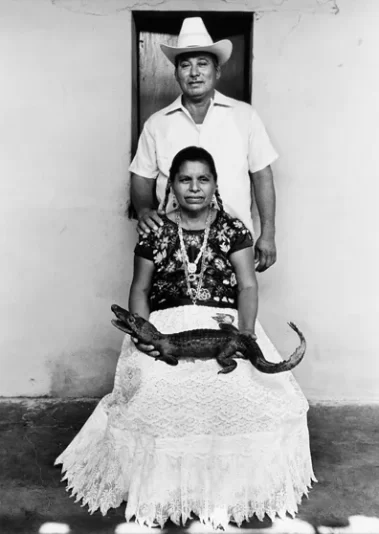 Graciela Iturbide: Los que viven en la arena